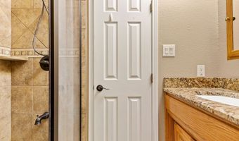 10 NW Sage Cir, Andrews, TX 79714