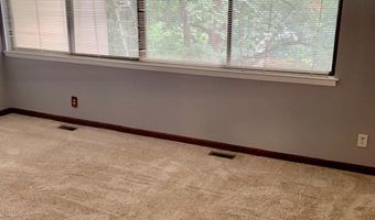 2218 S QUINCY St 1, Arlington, VA 22204