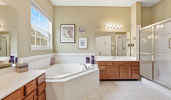 8 Meadowbrook Aly, Barnegat, NJ 08005