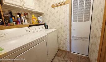 141 Old S Durham Hwy, Acra, NY 12405