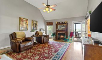 314 War Emblem Dr, Boiling Springs, SC 29316