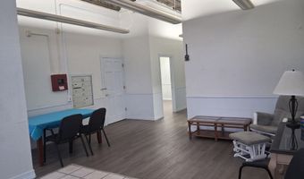 112 N Madison Ave, Aurora, MO 65605