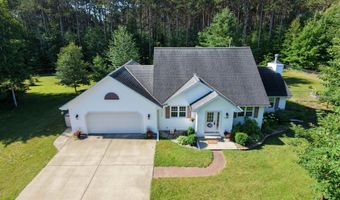 6383 KELLY JO Dr, Abrams, WI 54101