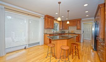 10 Birch Hill Rd, Albany, NY 12211