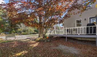 45 Beach Ave, Jamestown, RI 02835