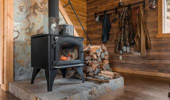 595 Snowcat Ln, Bonners Ferry, ID 83805