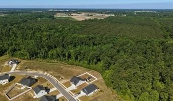 821 Fairway Rd, Ayden, NC 28513