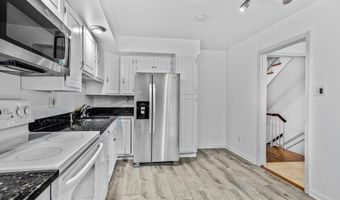 4922 WESTERN Ave D7, Bethesda, MD 20816