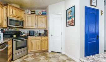 490 Snowflake St, American Falls, ID 83211