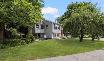 15 Laforge Dr, Coventry, RI 02816