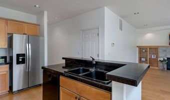 16985 NW SHADOW HILLS Ln, Beaverton, OR 97006