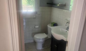 12 WALNUT St NW, Washington, DC 20012