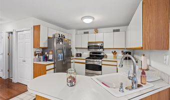 2 Windsor Ct, Amityville, NY 11701
