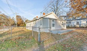 306 E Savannah St, Calhoun Falls, SC 29628