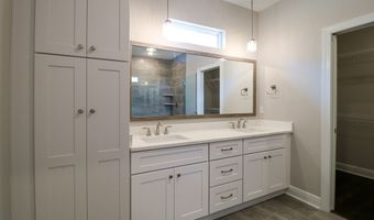 229 Meredith Dr, Bainbridge, GA 39819