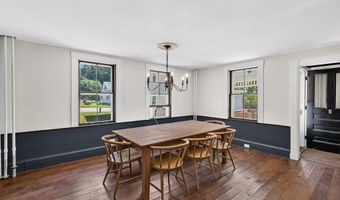 105 South St, Barre, MA 01005