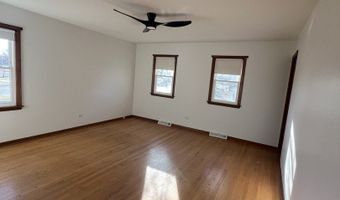 6 W Cypress St, Arlington Heights, IL 60005