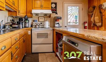 30 Nielsen Trl, Cody, WY 82414