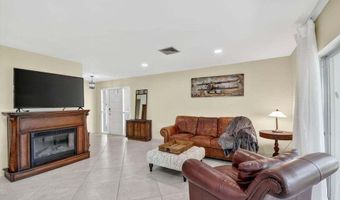 324 Orange Tree Dr 5, Atlantis, FL 33462