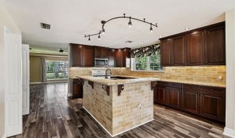 168 Sarah Victoria Dr, Belle Chasse, LA 70037