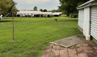 385 N 5th St, Albion, IL 62806