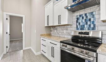 16 E Davis Ln, Avondale, AZ 85323