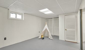 19 Tremlett Rd, Billerica, MA 01821