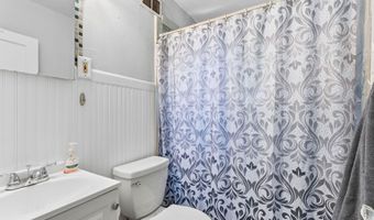 335 E BROWNING Rd, Bellmawr, NJ 08031