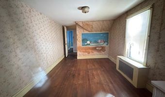 1002 Charles St, North Providence, RI 02904