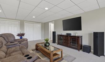 192 Depot Rd, Belgrade, ME 04917