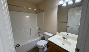 8104 D Laredo Ave, Biloxi, MS 39530