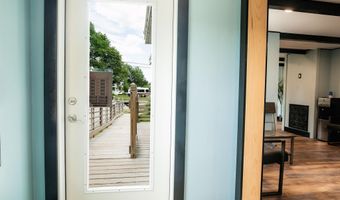875 Hammond St, Bangor, ME 04401