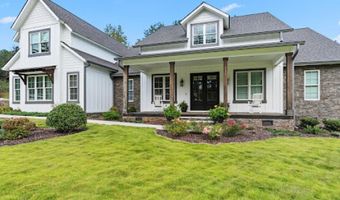 111 VILLAGE Cir, Anniston, AL 36207