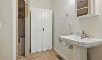 91 Kay Ln, Anderson, MO 64831