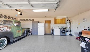 21930 Mohican Ave, Apple Valley, CA 92307