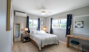 45 N Kalaheo Ave, Kailua, HI 96734