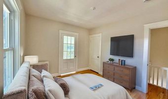 21 Upcrest Rd SF, Boston, MA 02135