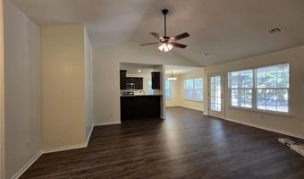2 Sidebottom Cir, Bella Vista, AR 72714