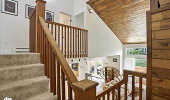 6622 Lakeway Dr, Anchorage, AK 99502