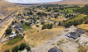 6834 NE 2nd St, Benton City, WA 99320