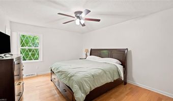 159 Charlotte Pl, Advance, NC 27006