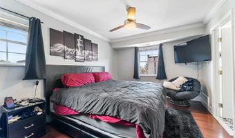 3201 8TH St SE 10, Washington, DC 20032