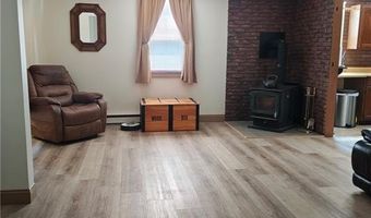 193 Shady Valley Rd, Coventry, RI 02816