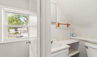 23 Warren St, Beverly, MA 01915
