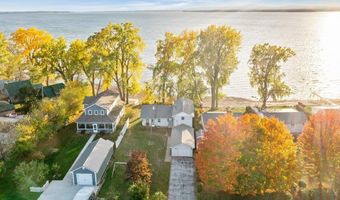 188 Cleland South Rd, Alburgh, VT 05440