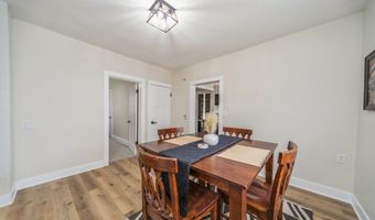 212 Nile Kinnick Dr N, Adel, IA 50003