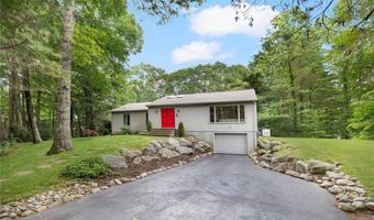 103 Rollingwood Dr, North Kingstown, RI 02852