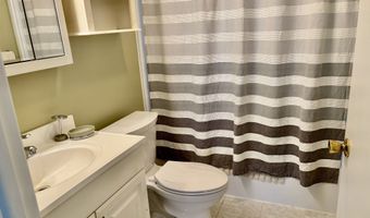 115 Hayestown Rd, Danbury, CT 06811