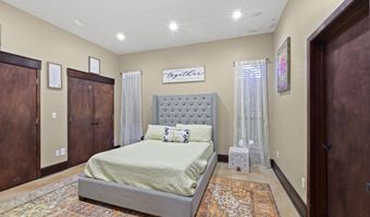 11646 N Oak Hills Pkwy, Baton Rouge, LA 70810