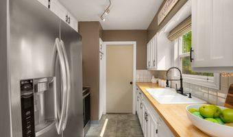 5020 SW MENLO Dr, Beaverton, OR 97005